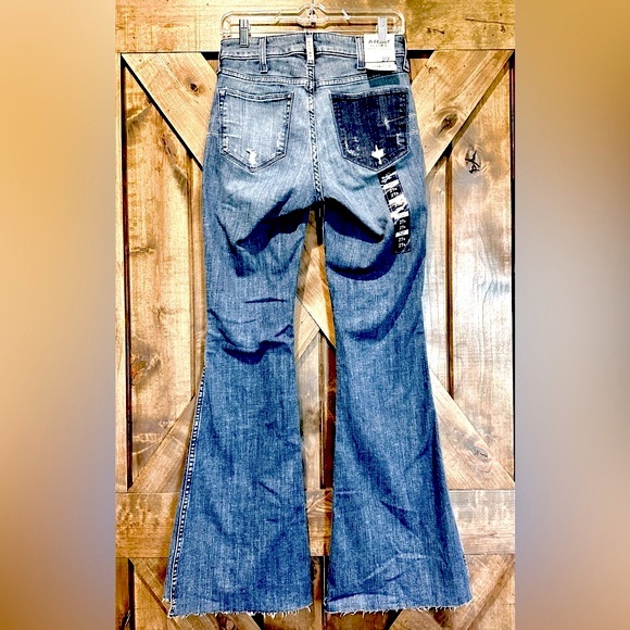 NWT Ariat High Rise Thea Flares Jeans Sz 27R - Picture 5 of 16